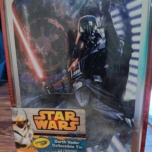 2015 Crayola Star Wars Darth Vader Tin with 64 Crayons